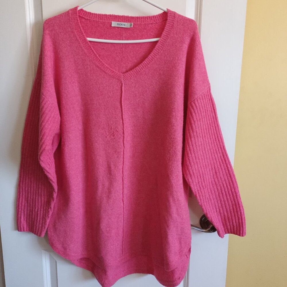 Ricki's Women's Coral V-Neck Sweater Size Large